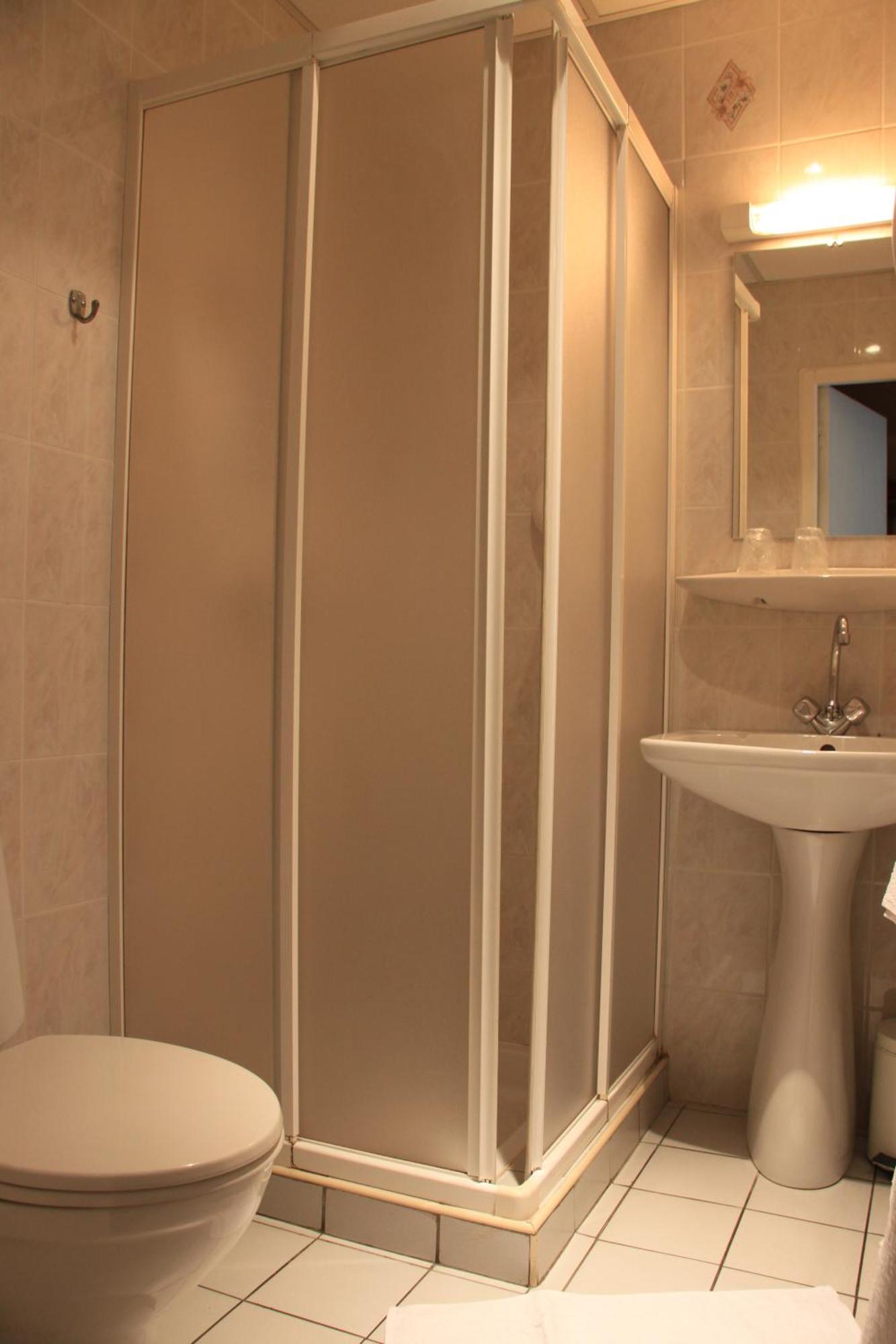 Hotel Acapulco Лурд Екстериор снимка