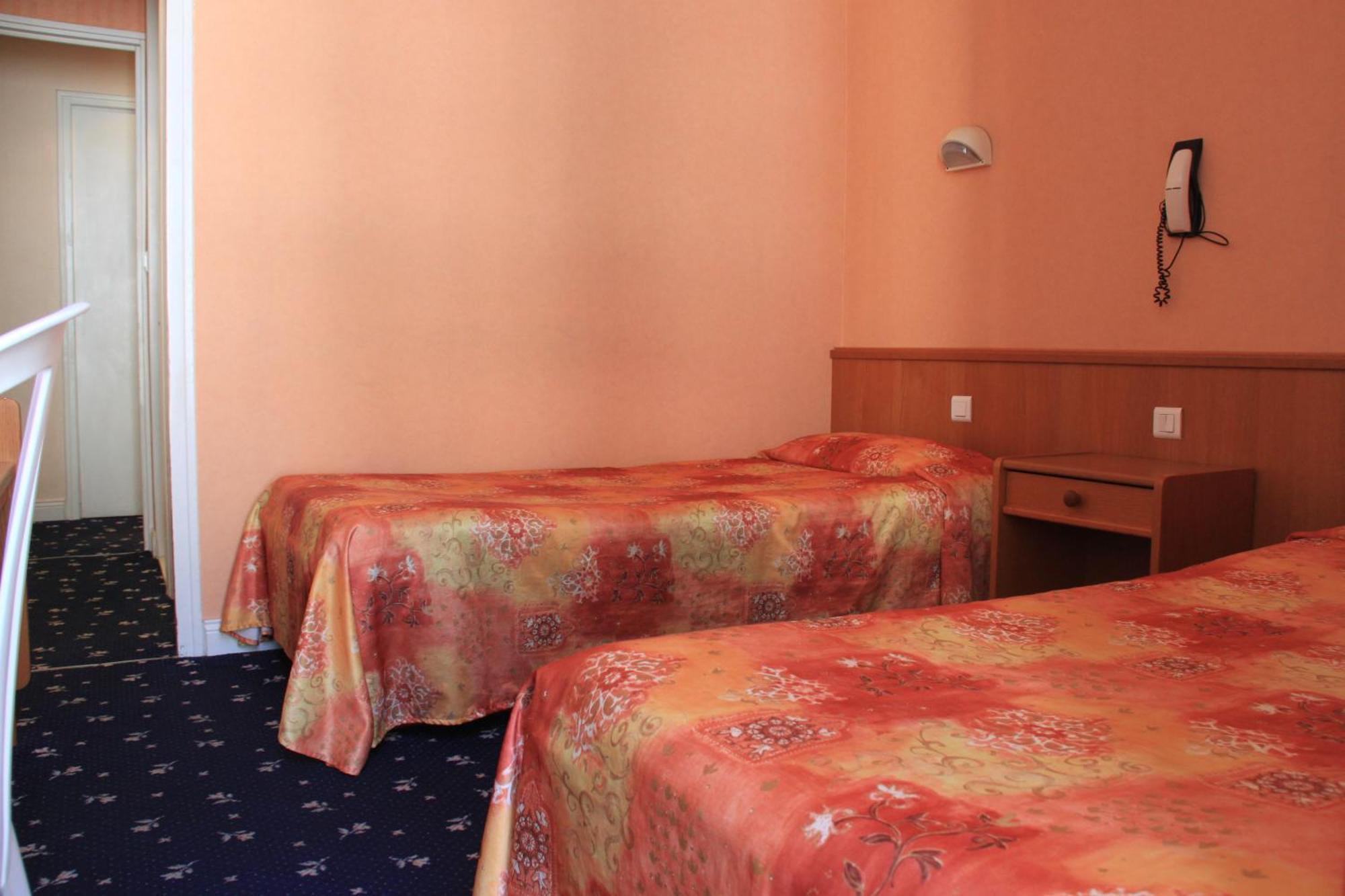 Hotel Acapulco Лурд Екстериор снимка