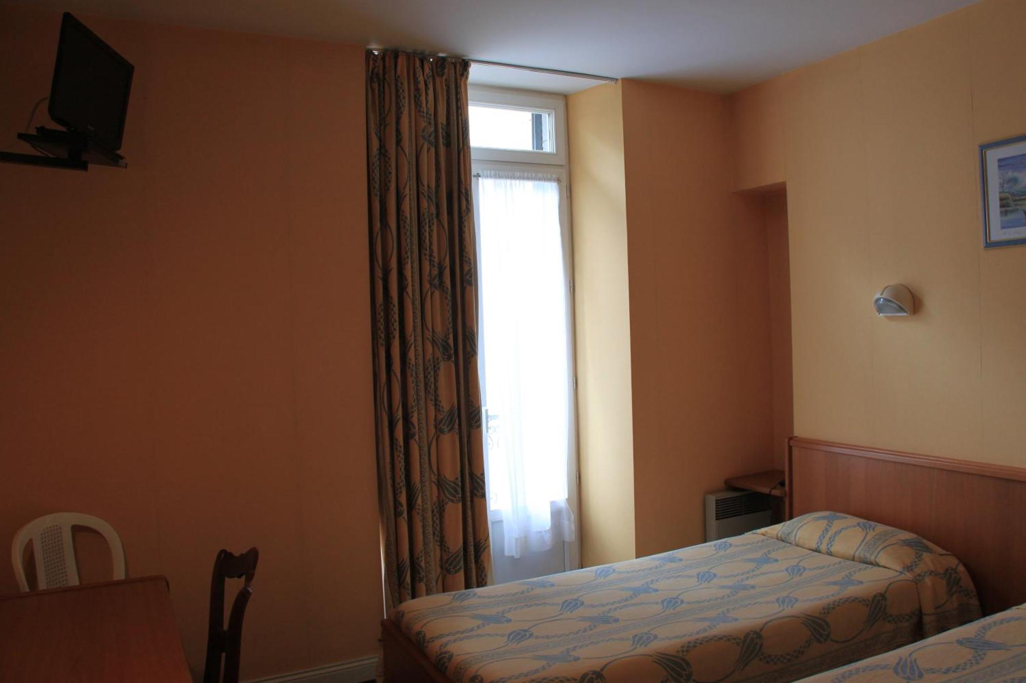 Hotel Acapulco Лурд Екстериор снимка