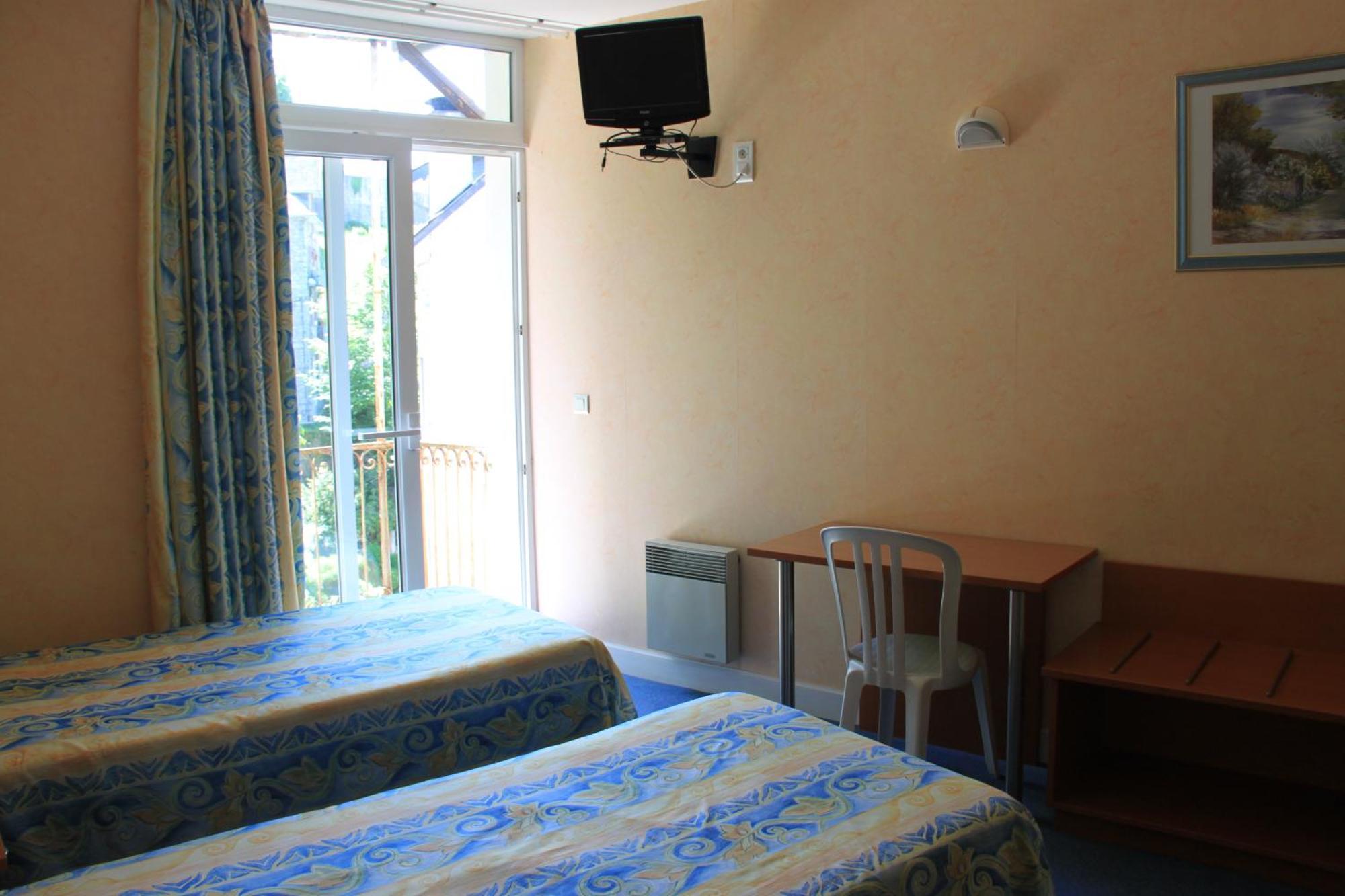 Hotel Acapulco Лурд Екстериор снимка